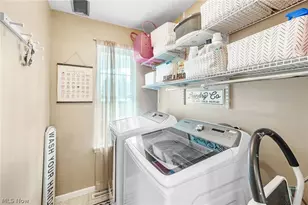 846 Longbrook Dr, Wadsworth, OH 44281 - Photo 13