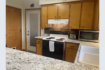 905 W Union Road, Norwich, OH 43767 - Photo 11