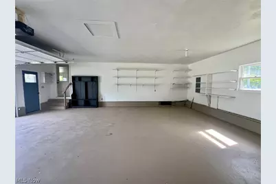675 Jefferson Avenue, Cambridge, OH 43725 - Photo 17