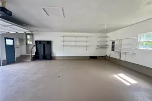 675 Jefferson Ave, Cambridge, OH 43725 - Photo 17