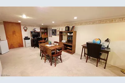 162 Orange Drive, Williamstown, WV 26187 - Photo 21