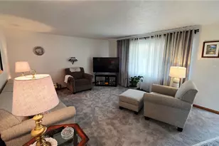 162 Orange Dr, Williamstown, WV 26187 - Photo 7