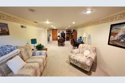 162 Orange Drive, Williamstown, WV 26187 - Photo 19