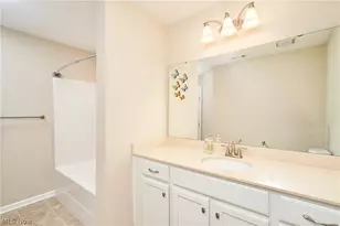 1915 Woods Dr, Streetsboro, OH 44241 - Photo 17