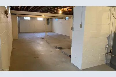 1104 Lake Road, Conneaut, OH 44030 - Photo 31