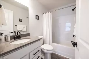 2192 E 100th St, Loveland, OH 44106 - Photo 17