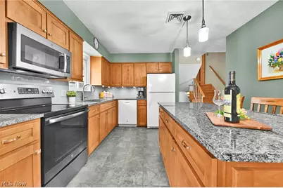 3109 Fair Oaks Drive, Norton, OH 44203 - Photo 11