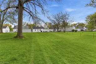 5175 Cheltenham Blvd, Lyndhurst, OH 44124 - Photo 33