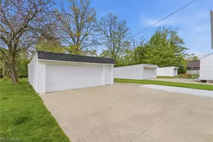 5175 Cheltenham Blvd, Lyndhurst, OH 44124 - Photo 29