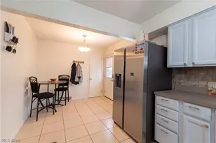 1640 Wiltshire Rd, Akron, OH 44313 - Photo 9
