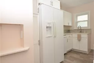 154 E Brookside Ave, Akron, OH 44301 - Photo 13