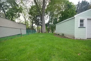154 E Brookside Ave, Akron, OH 44301 - Photo 5