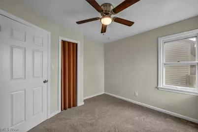 5234 Henry Street, Maple Heights, OH 44137 - Photo 21