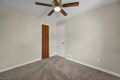 5234 Henry Street, Maple Heights, OH 44137 - Photo 25