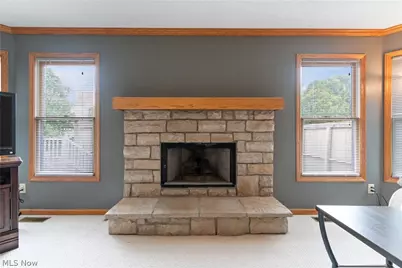 668 Oakcrest Drive, Wadsworth, OH 44281 - Photo 7