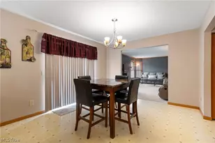 668 Oakcrest Dr, Wadsworth, OH 44281 - Photo 13