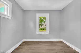 19409 Raymond St, Maple Heights, OH 44137 - Photo 15