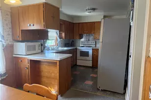 460 Whipple Ave, Campbell, OH 44405 - Photo 7