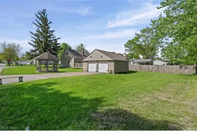602 Cedarbrook Drive, Painesville, OH 44077 - Photo 3