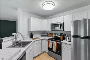 1435 Buckingham Gate D Blvd, Cuyahoga Falls, OH 44221 - Photo 15