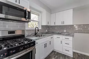 434 E 272nd St, Euclid, OH 44132 - Photo 5