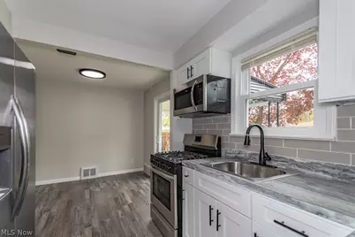 434 E 272nd Street, Euclid, OH 44132 - Photo 7