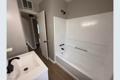 1054 Merton Avenue, Akron, OH 44306 - Photo 11