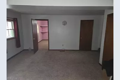 246 N 5th Street, McConnelsville, OH 43756 - Photo 5