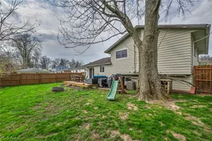 24281 Lebern Dr, North Olmsted, OH 44070 - Photo 35