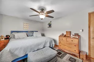 24281 Lebern Dr, North Olmsted, OH 44070 - Photo 21