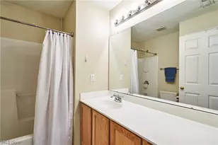 572 Colonial Dr, Painesville, OH 44077 - Photo 17