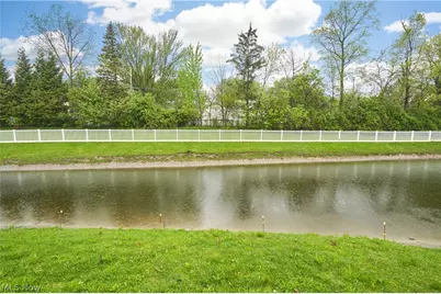 572 Colonial Drive, Painesville, OH 44077 - Photo 27