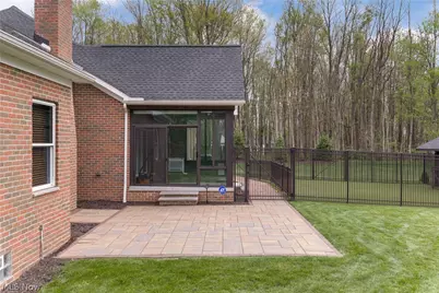 8622 Hunters Ridge Run, Wadsworth, OH 44281 - Photo 5
