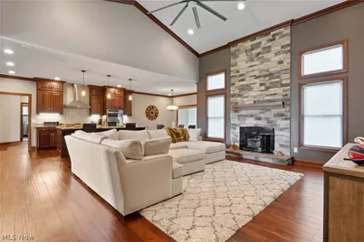 8622 Hunters Ridge Run, Wadsworth, OH 44281 - Photo 21