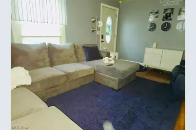 2402 E 35th Street, Lorain, OH 44055 - Photo 5