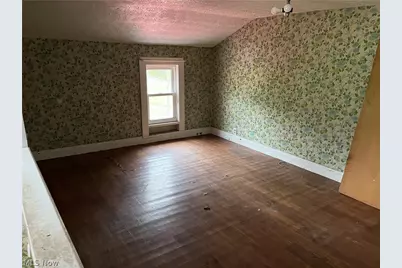 686 Township Road 223, Richmond, OH 43944 - Photo 7