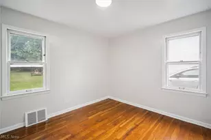 5359 West Blvd, Maple Heights, OH 44137 - Photo 9