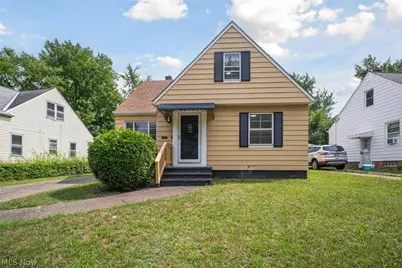 5359 West Boulevard, Maple Heights, OH 44137 - Photo 1