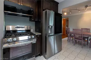 5042 N Barton Rd, Lyndhurst, OH 44124 - Photo 13