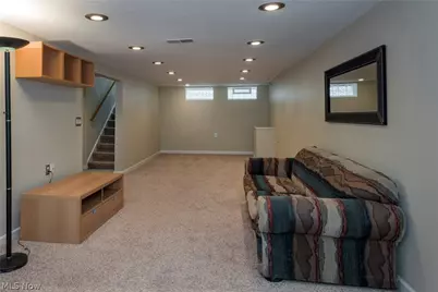 5042 N Barton Road, Lyndhurst, OH 44124 - Photo 37