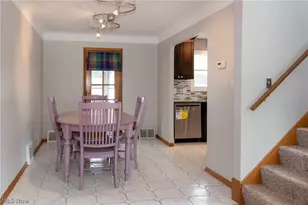 5042 N Barton Rd, Lyndhurst, OH 44124 - Photo 7