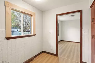 2456 Jackson St, Lorain, OH 44052 - Photo 11