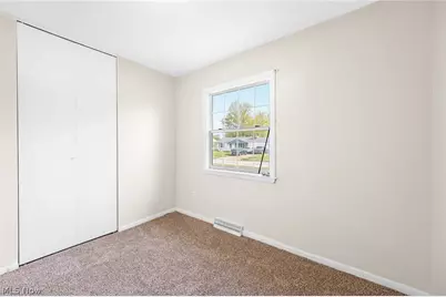 2456 Jackson Street, Lorain, OH 44052 - Photo 15