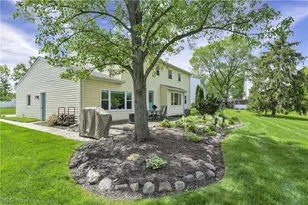 152 Woodridge Dr, Elyria, OH 44035 - Photo 5