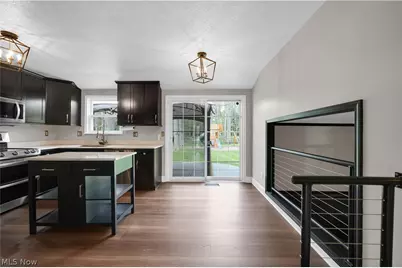 17024 Hunting Meadows Drive, Strongsville, OH 44136 - Photo 15