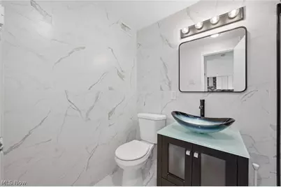 12520 Edgewater Drive #1009, Oakwood, OH 44107 - Photo 23