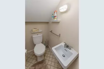 142 E Bridge Street, Berea, OH 44017 - Photo 41