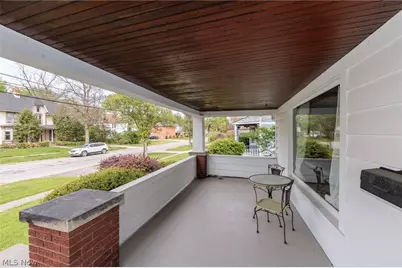142 E Bridge Street, Berea, OH 44017 - Photo 3