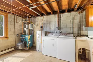 7903 E Liberty St, Hubbard, OH 44425 - Photo 27