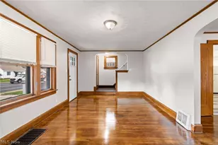 626 E Wilbeth Rd, Akron, OH 44306 - Photo 3
